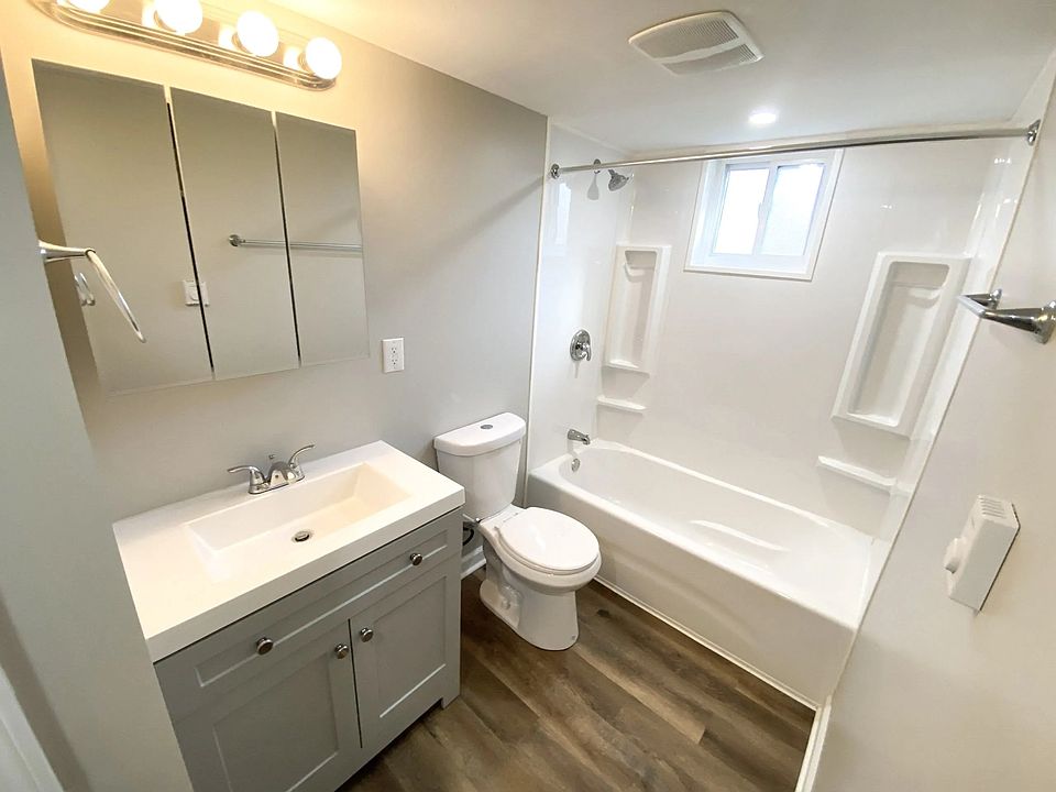 2-Bed/1-Bath (Unit F)