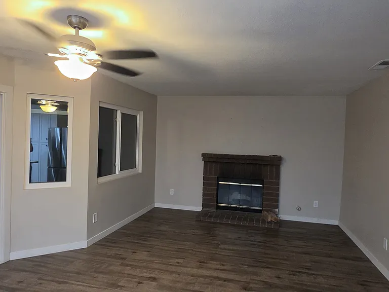 2863 Bragg St — Photo 6