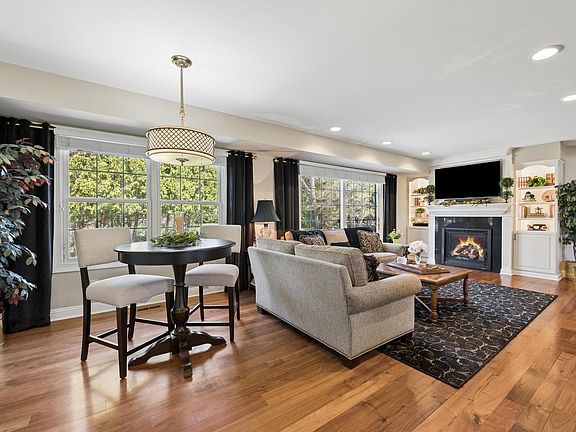 3rd image of 538 Pheasant Ridge LANE