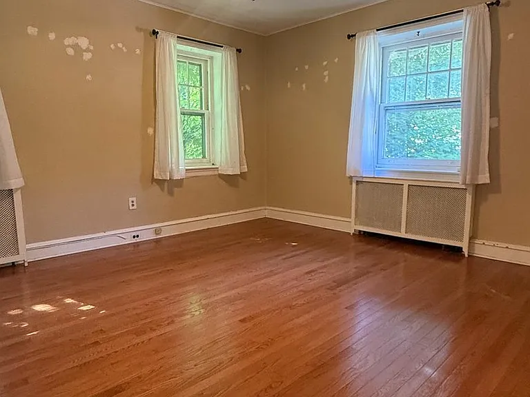 316 Gerard Ave #C — Photo 3