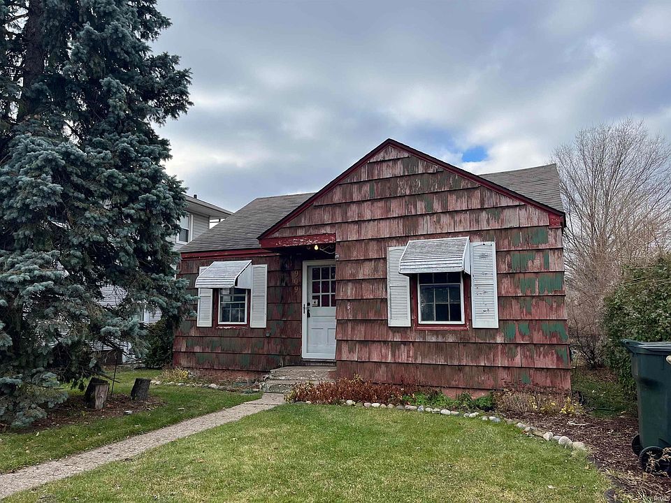 1st image of 909 Bellevue Ave