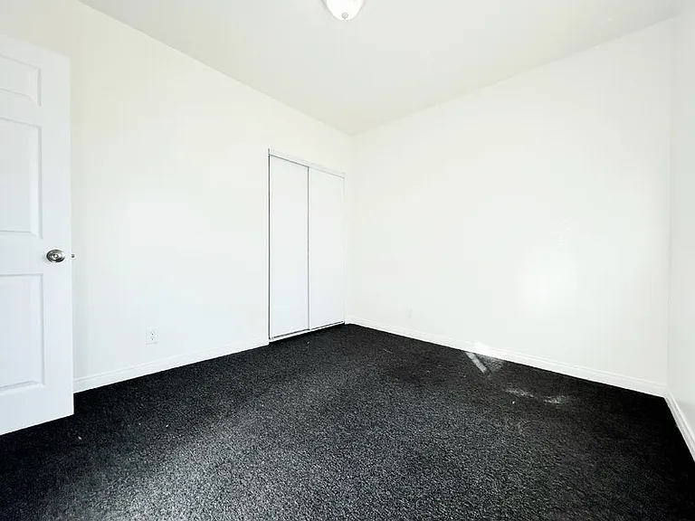 8251 S San Pedro St #4 — Photo 7