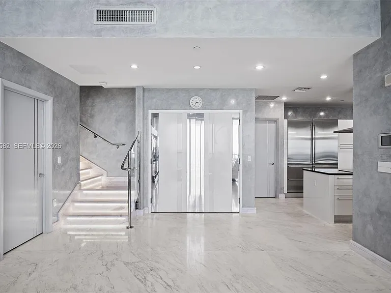 17121 Collins Ave #Penthouse 4406 — Photo 14