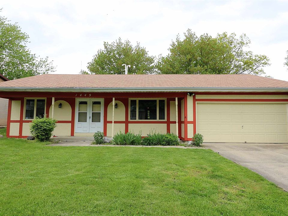 1st image of 1449 Hampshire Dr