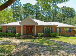 100 E Lakeview Dr, Columbia, MS 39429
