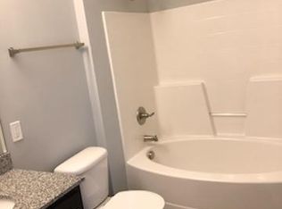 5161 Harbor House Ln APT 305, Grandville, MI 49418