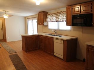 1053 Buena Vista Rd, Huntingdon, TN 38344