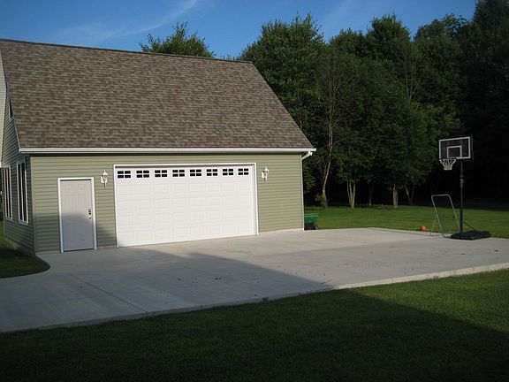 Detached extra 2 car garage