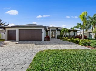 414 SE 21st Terrace Cpe, Coral, FL 33990