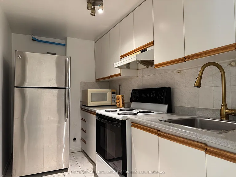 134 Angus Dr — Photo 7