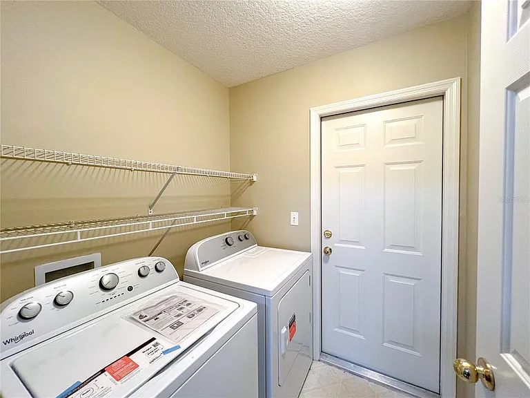 8414 SW 66th Ln — Photo 13