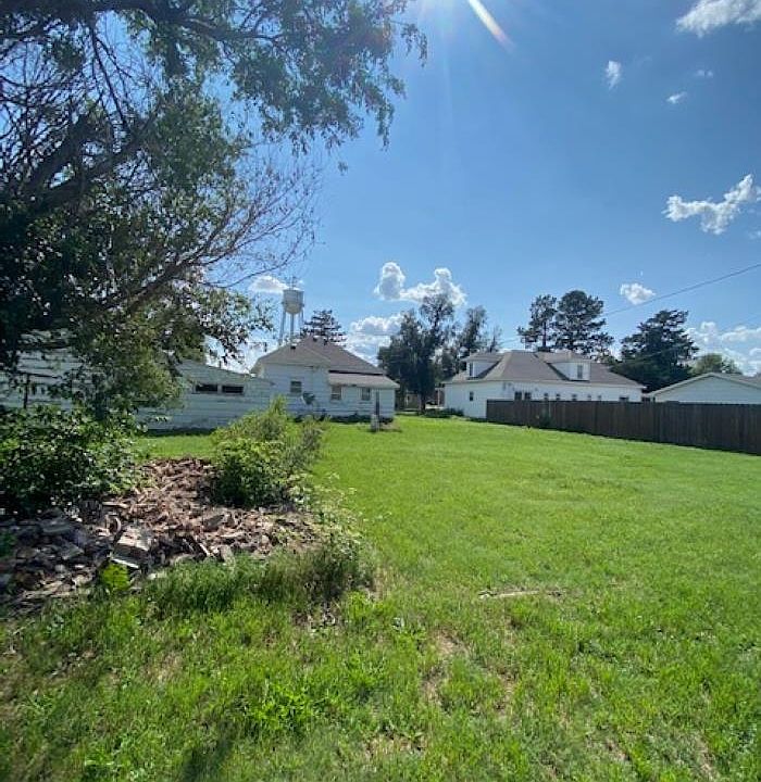 302 Cedar St, Spearville, KS 67876 | MLS #14071 | Zillow