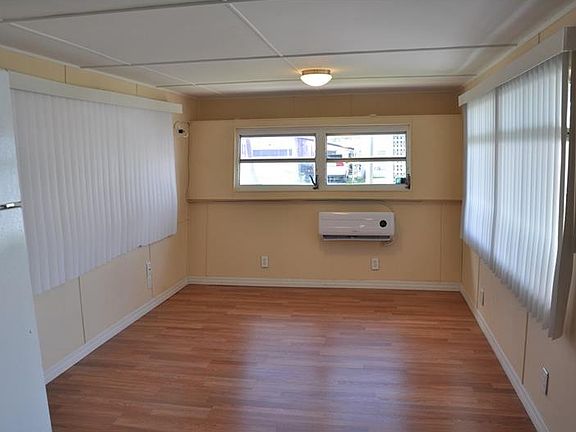 3rd image of 4851 W Gandy Blvd Lot B5l35