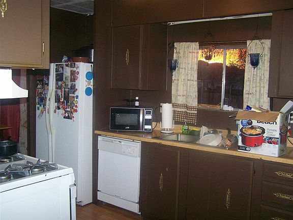 4th image of 15 Charjene Ct
