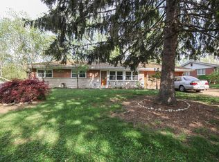 129 Romine Cir, Ballwin, MO