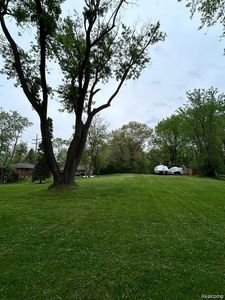 6980 Hambro St, West Bloomfield, MI, 48323