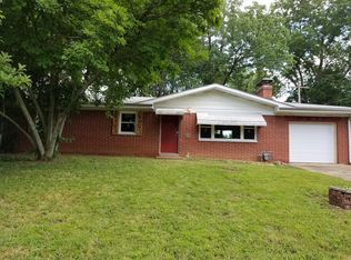 4305 N Park Dr, Belleville, IL