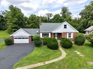 8240 Camargo Rd, Cincinnati, OH 45243