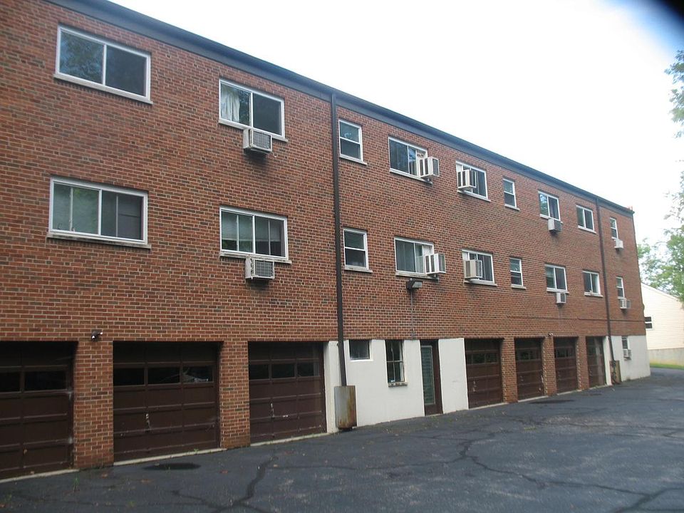2nd image of 1394 Crotty Ct APT 7
