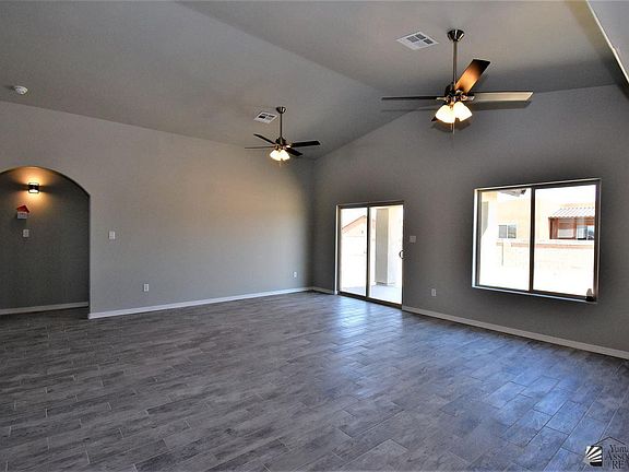 3rd image of 11801 Gila St