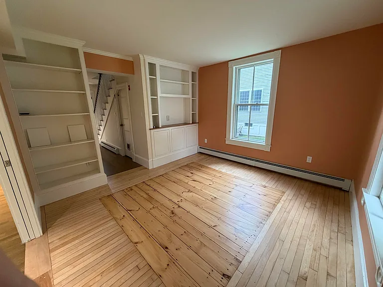 15 Gill St — Photo 16