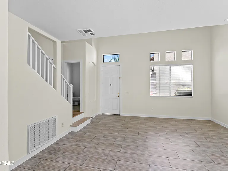 14369 W Lexington Ave — Photo 3
