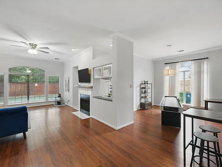 2432 Covington Dr — Photo 49