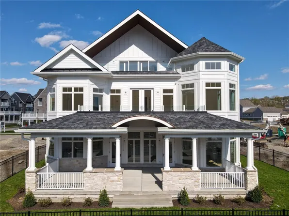 71 1st St, Oakmont, PA 15139
