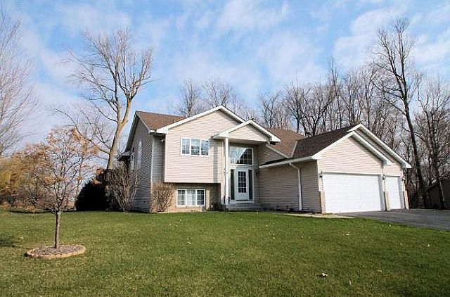 1st image of 6001 Woodhill Ln