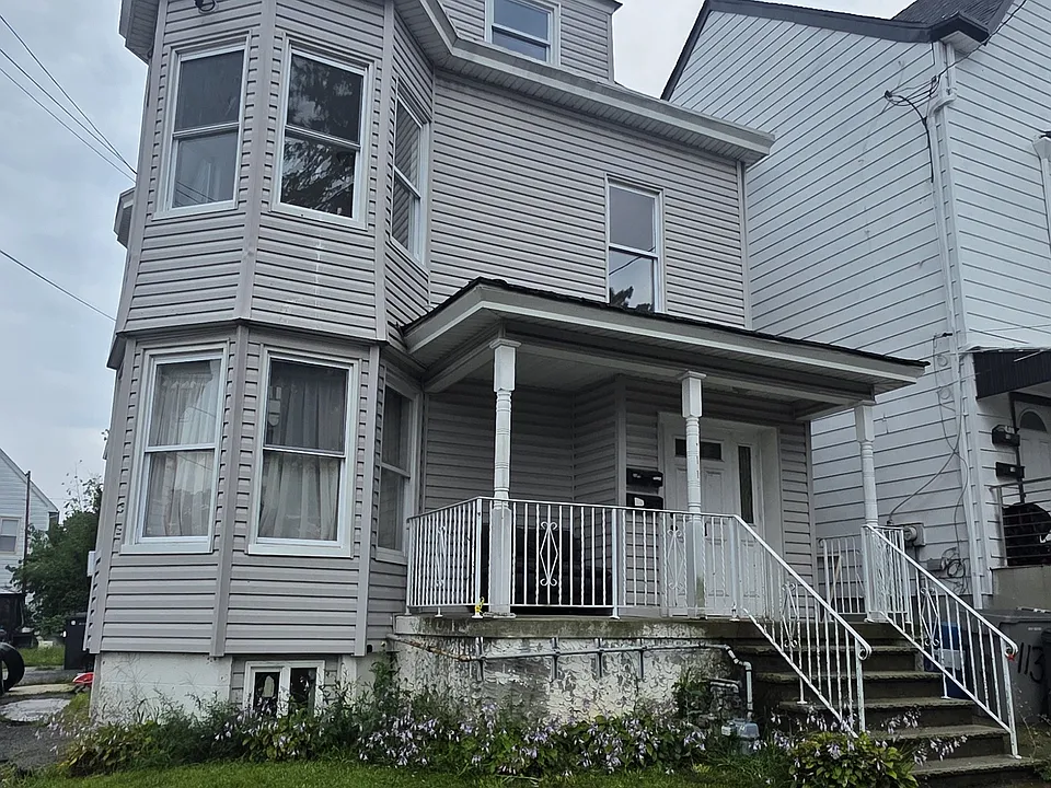 111 W 2nd St #2