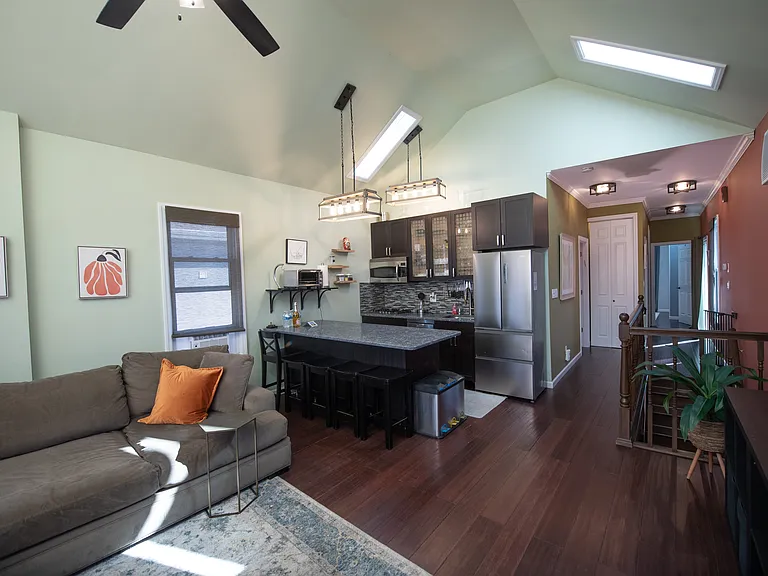 4731 Beach 47 St #2 — Photo 61