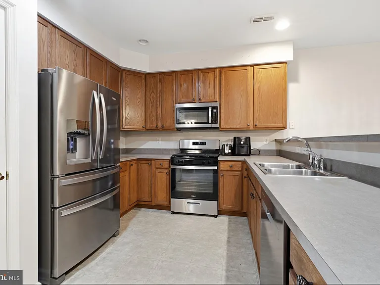 1606 Nathan Dr — Photo 14