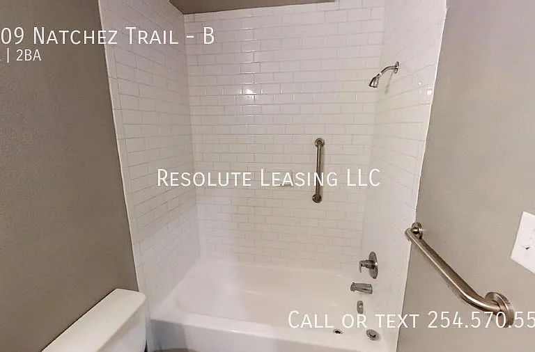 1409 Natchez Trl #B — Photo 20