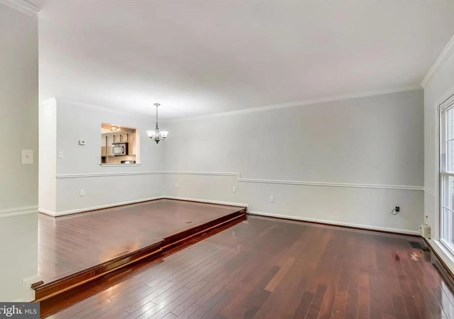 12369 Manchester Way — Photo 3