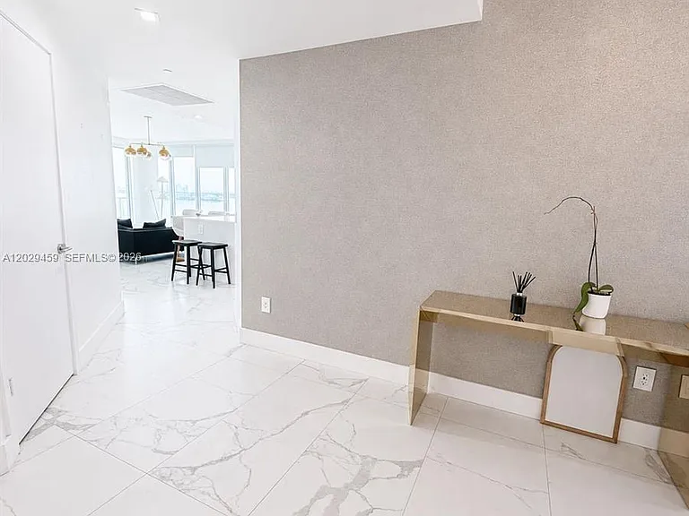 2900 NE 7th Ave #707 — Photo 14