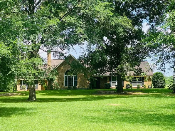 909 Carpenter St, Jena, LA 71342