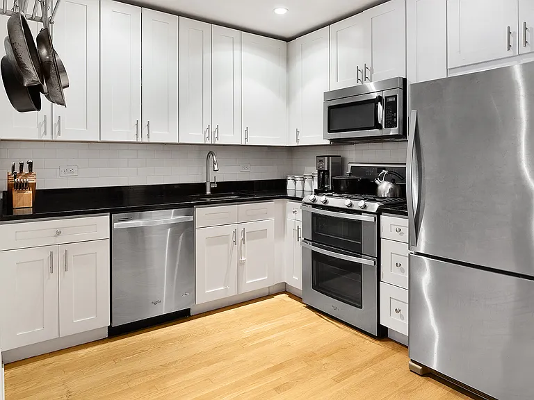 291 Clinton Ave #1 — Photo 4