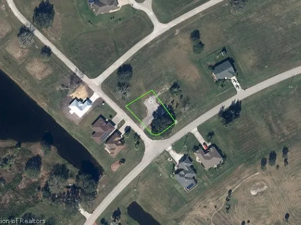 6868 Heavitree Dr, Sebring, FL 33876