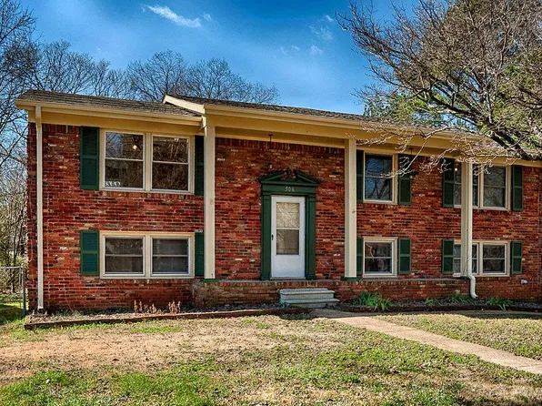 506 Town & Country Dr NW, Huntsville, AL 35806