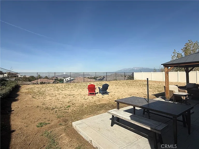 7815 Montecito Ln — Photo 16