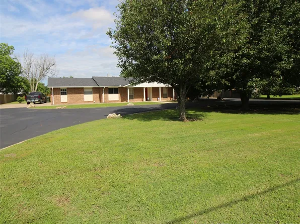 1221 N 49th Ave, Durant, OK 74701