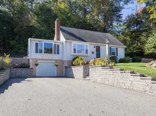 577 Summer Ave, Reading, MA 01867