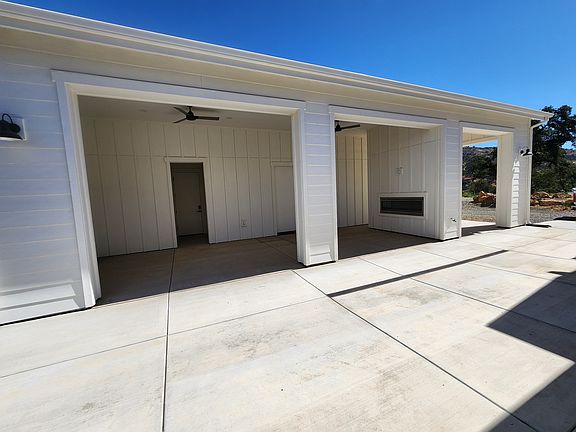 Covered entertaining area