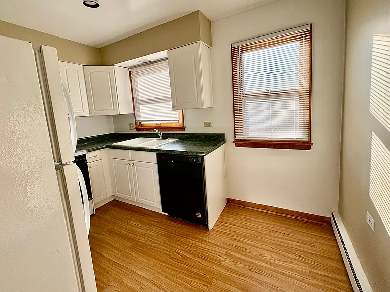 121 N Hayward St — Photo 2