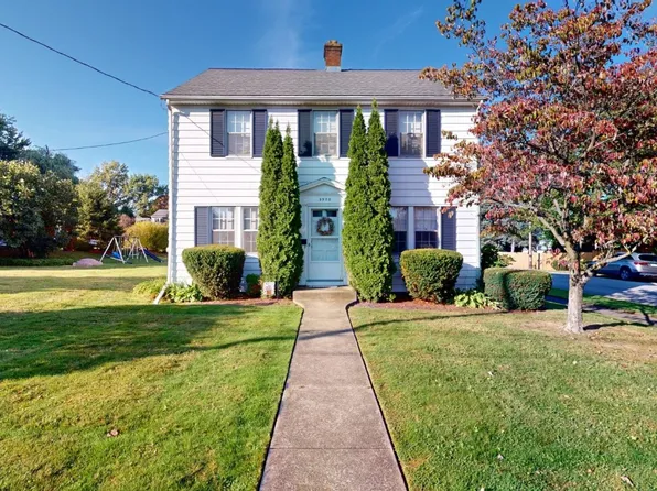 3902 Wood St, Erie, PA 16509