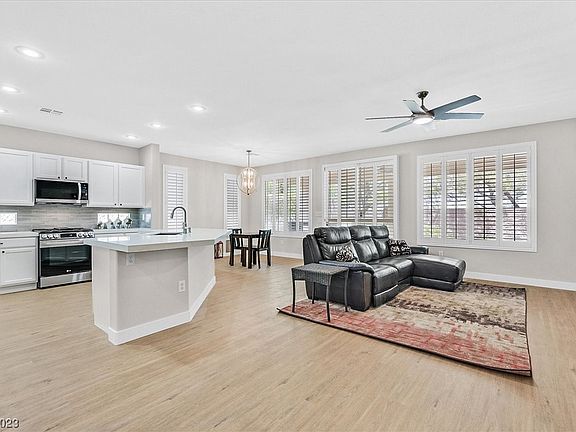 4th image of 10538 Sopra Ct