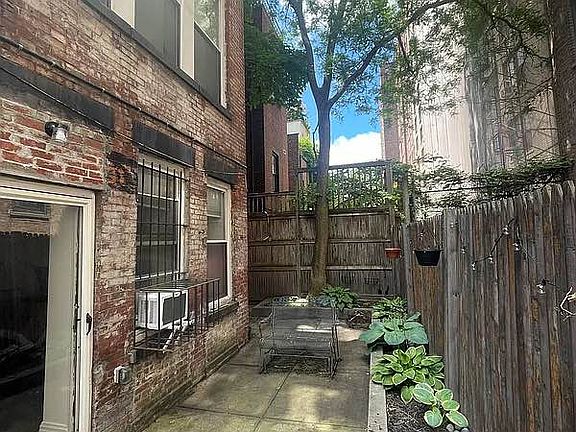 2nd image of 23 W 76th St APT 1D