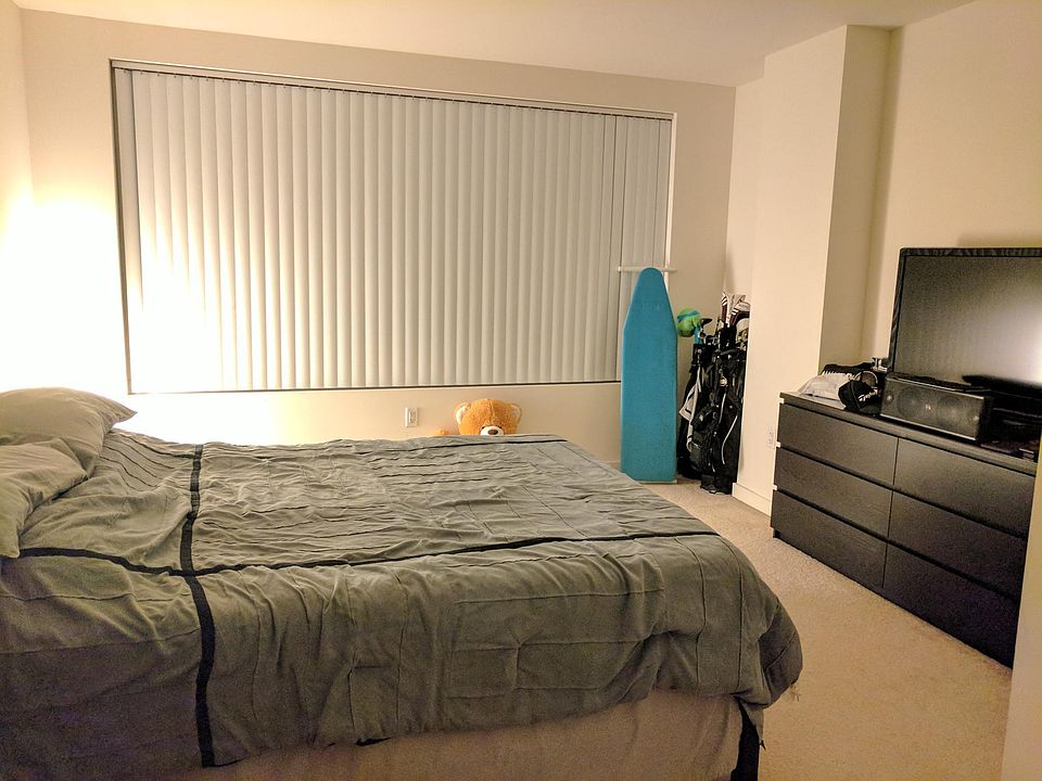Spacious bedroom