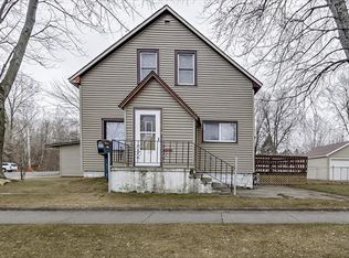 503 Elizabeth Ave, Marinette, WI 54143