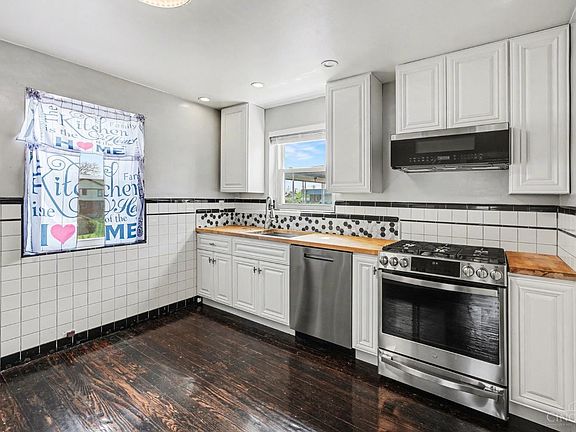 3rd image of 3822 Meyerfeld Ave